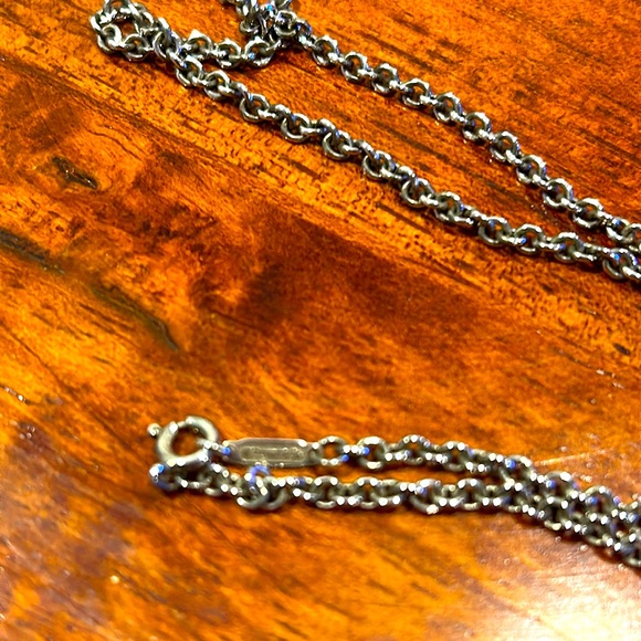 Tiffany & Co. Silver crown Key and chain Necklace both marked Tiffany and 925 - Picture 6 of 9